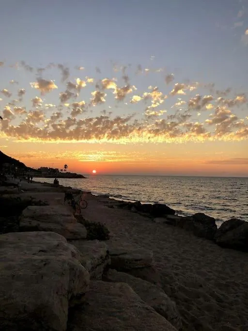 Apartmán Peaceful And Intimate By The Sea Haifa 0*,